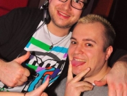 150307_neon_single_party_028