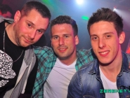 150307_neon_single_party_037