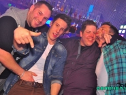 150307_neon_single_party_043