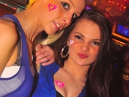 150307_neon_single_party_053