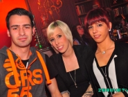 150307_neon_single_party_085