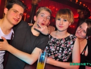 150307_neon_single_party_091