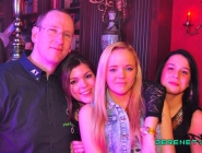 150307_neon_single_party_102