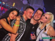 150307_neon_single_party_113