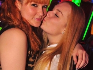 150307_neon_single_party_132