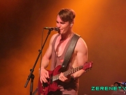 200498