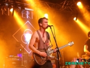 200537