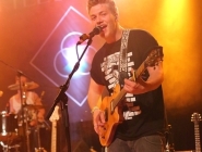 200543